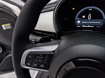 Vendo Fiat 600 2025 - 25750 EUR, 11200 km - AUTO.MOTO.pt