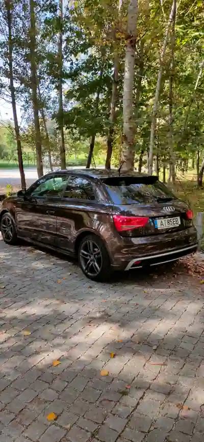 Vendo Audi A1 2012 - 11900 EUR, 225000 km - AUTO.MOTO.pt