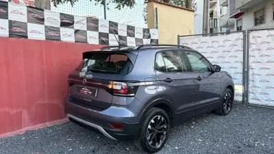 Vendo Volkswagen T-Cross 2022 - 16800 EUR, 106000 km - AUTO.MOTO.pt