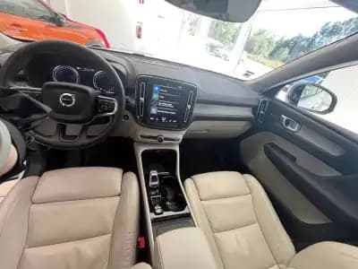 Vendo Volvo XC 40 2023 - 36900 EUR, 26000 km - AUTO.MOTO.pt