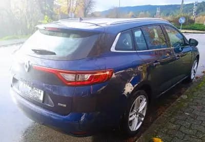 Sell Renault Mégane Break 2017 - 14900 EUR, 165000 km - AUTO.MOTO.pt