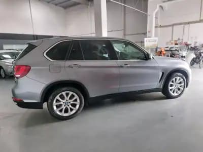 Vendo BMW X5 2019 - 43990 EUR, 66244 km - AUTO.MOTO.pt