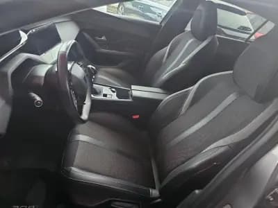 Vendo Peugeot 308 2022 - 16999 EUR, 75000 km - AUTO.MOTO.pt