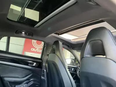 Sell Porsche Panamera 2018 - 60500 EUR, 104962 km - AUTO.MOTO.pt