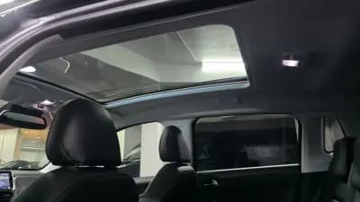 Vendo Peugeot 2008 2018 - 12990 EUR, 144000 km - AUTO.MOTO.pt