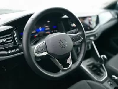 Vendo Volkswagen Taigo 2024 - 19700 EUR, 24800 km - AUTO.MOTO.pt