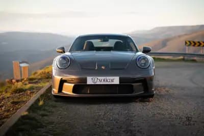 Vendo Porsche 992 2022 - 195000 EUR, 20350 km - AUTO.MOTO.pt