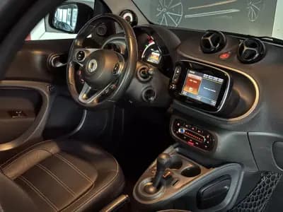 Vendo Smart Fortwo Cabrio 2017 - 12500 EUR, 87043 km - AUTO.MOTO.pt