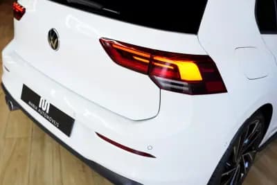 Vendo Volkswagen Golf 2021 - 34970 EUR, 88000 km - AUTO.MOTO.pt