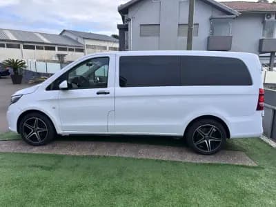 Vendo Mercedes-Benz Vito Tourer 2020 - 29900 EUR, 225000 km - AUTO.MOTO.pt