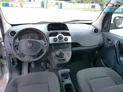 Sell Renault Kangoo 2013 - 9850 EUR, 241000 km - AUTO.MOTO.pt