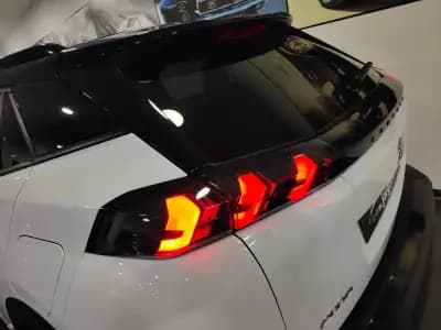 Sell Peugeot 2008 2020 - 15250 EUR, 85000 km - AUTO.MOTO.pt