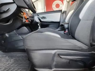 Vendo Kia Ceed SW 2015 - 8990 EUR, 144200 km - AUTO.MOTO.pt