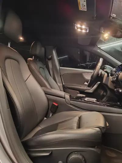 Vendo Mercedes-Benz A 250e 2020 - 24400 EUR, 101000 km - AUTO.MOTO.pt