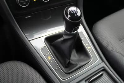 Sell Volkswagen Golf Variant 2020 - 14990 EUR, 173000 km - AUTO.MOTO.pt