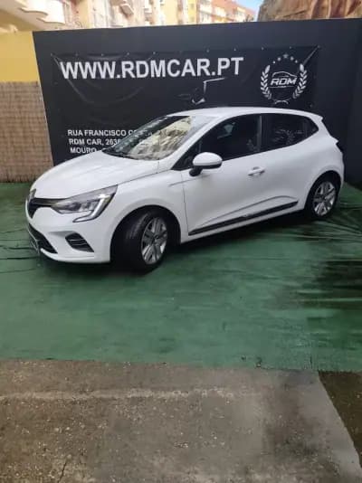 Vendo Renault Clio 2020 - 11990 EUR, 135000 km - AUTO.MOTO.pt