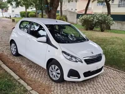 Vendo Peugeot 108 2014 - 7490 EUR, 140000 km - AUTO.MOTO.pt