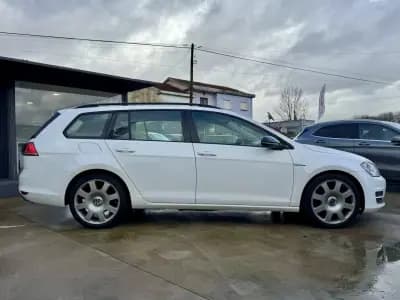 Sell Volkswagen Golf Variant 2014 - 7999 EUR, 250000 km - AUTO.MOTO.pt