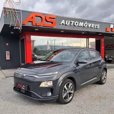 Vendo Hyundai Kauai 2020 - 19250 EUR, 121000 km - AUTO.MOTO.pt