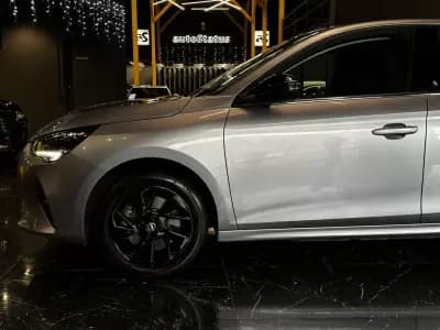 Vendo Opel Corsa-e 2022 - 16490 EUR, 82251 km - AUTO.MOTO.pt