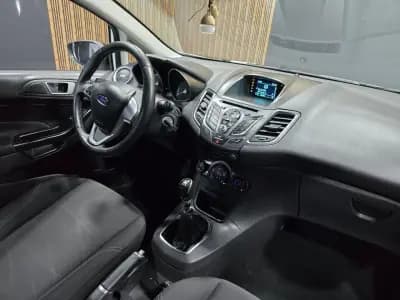 Sell Ford Fiesta 2015 - 10750 EUR, 165000 km - AUTO.MOTO.pt