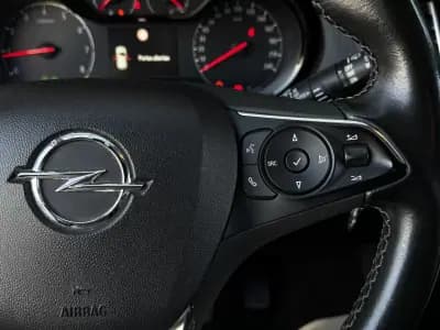 Vendo Opel Grandland X 2021 - 19990 EUR, 118300 km - AUTO.MOTO.pt