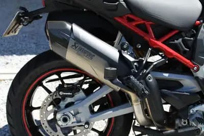 Sell Ducati Multistrada 1260 Enduro 2021 - 24500 EUR, 26000 km - AUTO.MOTO.pt