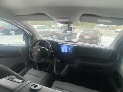 Sell Citroën Jumpy 2020 - 24490 EUR, 170415 km - AUTO.MOTO.pt