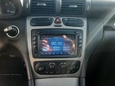 Vendo Mercedes-Benz C 180 2003 - 7000 EUR, 173500 km - AUTO.MOTO.pt