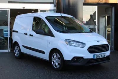 Sell Ford Transit Courier 2020 - 12400 EUR, 140939 km - AUTO.MOTO.pt
