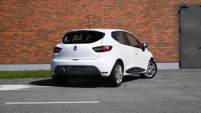 Vendo Renault Clio 2018 - 12000 EUR, 78100 km - AUTO.MOTO.pt