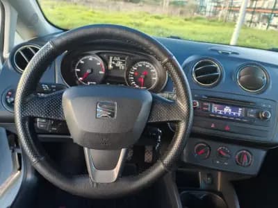 Vendo SEAT Ibiza 2015 - 7990 EUR, 159000 km - AUTO.MOTO.pt