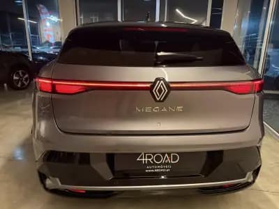 Vendo Renault Mégane E-Tech 2022 - 25500 EUR, 22000 km - AUTO.MOTO.pt