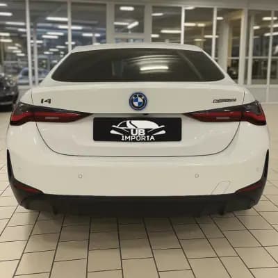 Sell BMW i4 2022 - 37000 EUR, 54000 km - AUTO.MOTO.pt