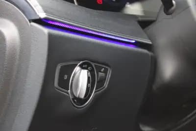 Vendo Mercedes-Benz E 220 2021 - 36900 EUR, 78024 km - AUTO.MOTO.pt