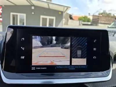 Vendo Peugeot 208 2021 - 16499 EUR, 82000 km - AUTO.MOTO.pt