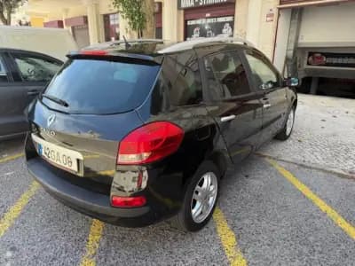 Vendo Renault Clio Break 2008 - 4900 EUR, 215000 km - AUTO.MOTO.pt