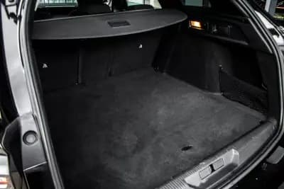 Vendo Peugeot 308 SW 2023 - 21460 EUR, 127430 km - AUTO.MOTO.pt