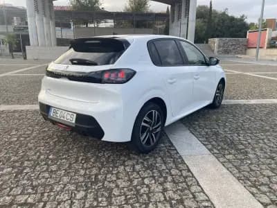 Sell Peugeot 208 2023 - 15500 EUR, 53000 km - AUTO.MOTO.pt