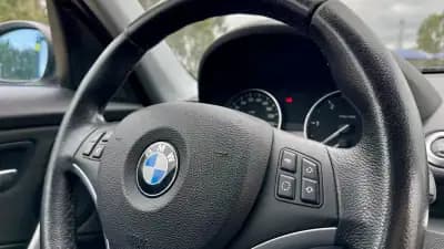 Vendo BMW 123 2007 - 11900 EUR, 253000 km - AUTO.MOTO.pt