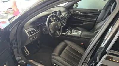 Vendo BMW 740 2019 - 52500 EUR, 149991 km - AUTO.MOTO.pt