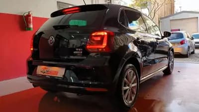 Vendo Volkswagen Polo 2015 - 10500 EUR, 125941 km - AUTO.MOTO.pt