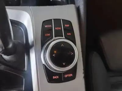 Vendo BMW 520 2017 - 23500 EUR, 165600 km - AUTO.MOTO.pt