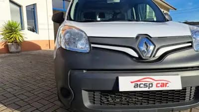Vendo Renault Kangoo 2019 - 18900 EUR, 190869 km - AUTO.MOTO.pt