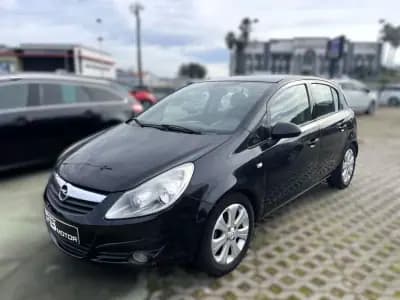 Vendo Opel Corsa 2010 - 6900 EUR, 207650 km - AUTO.MOTO.pt