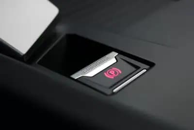 Sell Peugeot 408 2024 - 28900 EUR, 7058 km - AUTO.MOTO.pt