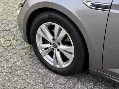 Sell Renault Talisman Sport Tourer 2018 - 14500 EUR, 160000 km - AUTO.MOTO.pt