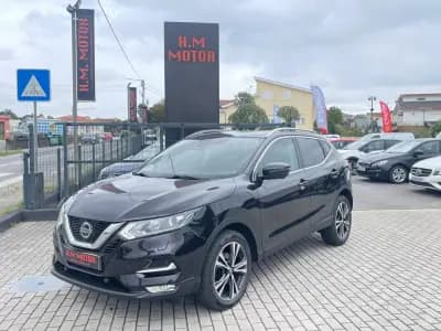 Vendo Nissan Qashqai 2018 - 19300 EUR, 148000 km - AUTO.MOTO.pt