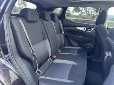 Vendo Nissan Qashqai 2018 - 18990 EUR, 161000 km - AUTO.MOTO.pt