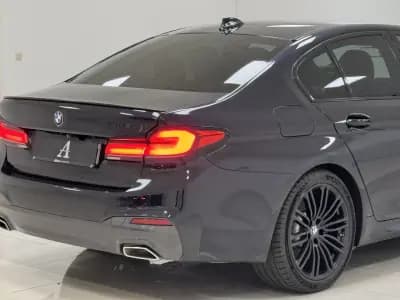 Vendo BMW 530 2020 - 31990 EUR, 120000 km - AUTO.MOTO.pt